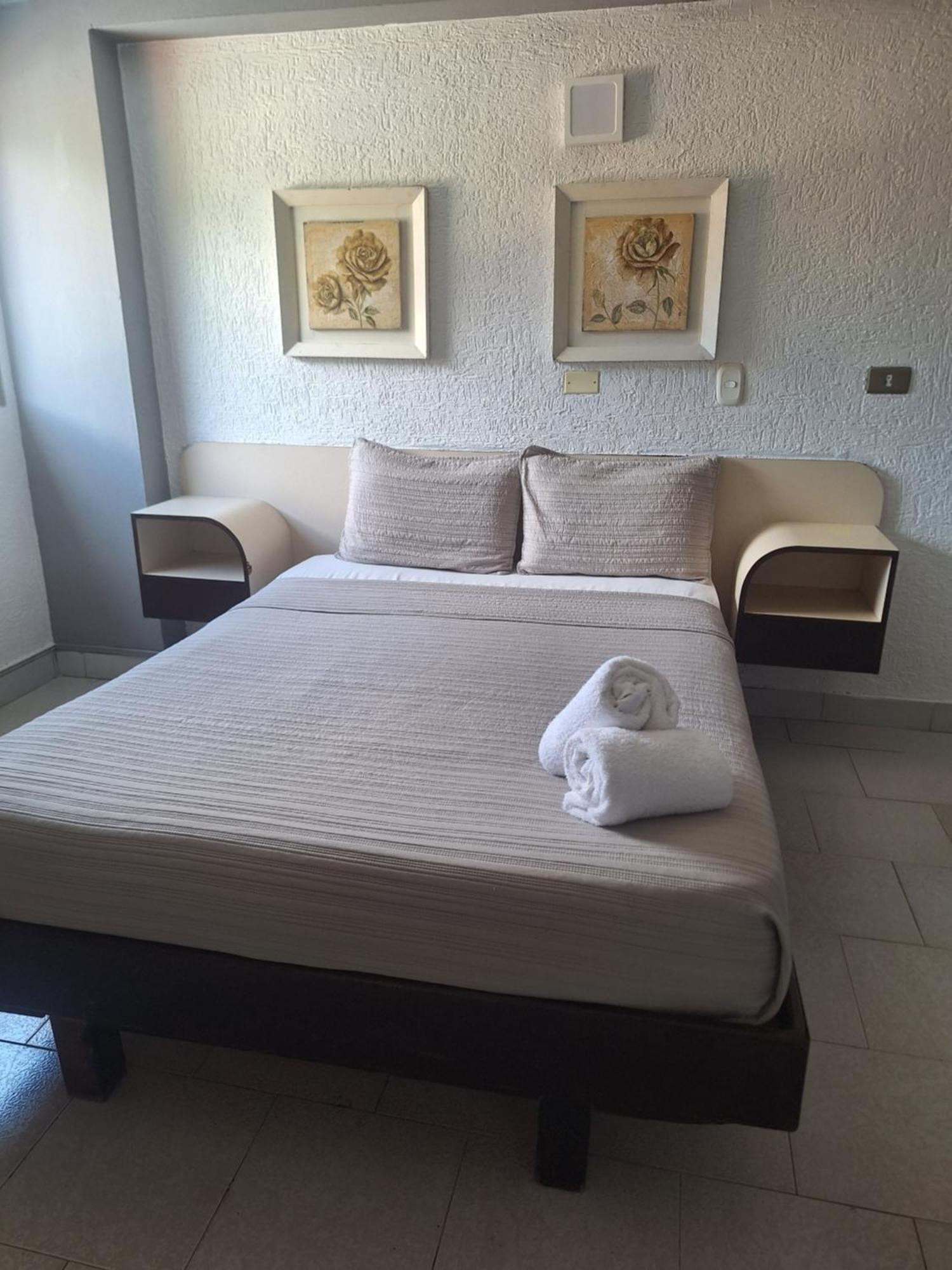 Hotel Jupiter El Morro de Barcelona Extérieur photo